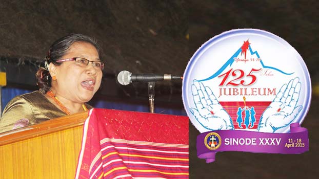 Pdt Henriette Lebang ketika menyampaikan ceramah tema dalam Sidang Sinode XXV GBKP